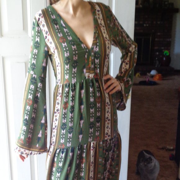 Relisted Altar’d State boho bell sleeve print long dress cottagecore size S - Picture 9 of 15
